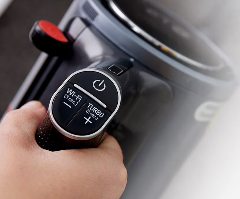 Máy hút bụi LG 1600W A9K-MAX